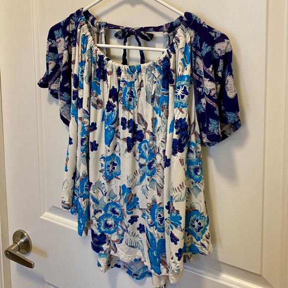 Free People cold shoulder ruffle sleeve top (XS) - Picture 4 of 8